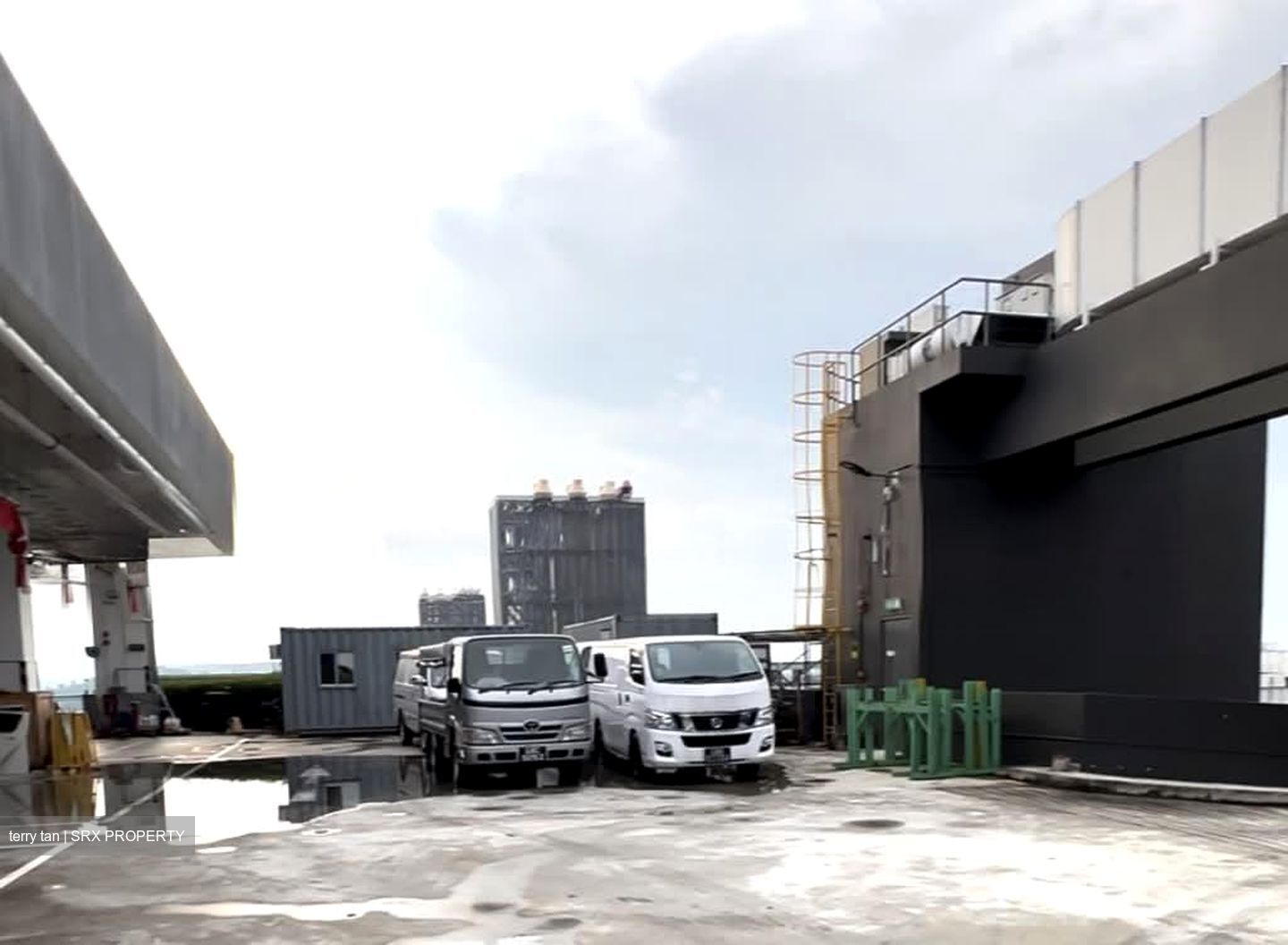 REVV (D22), Factory #627666121